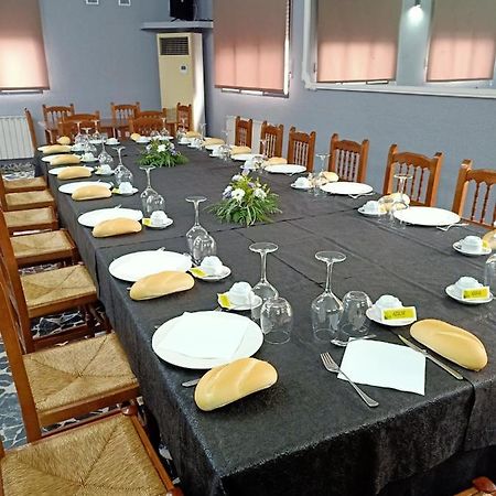 Restaurante & Hostal El Volante Moraleja Eksteriør bilde