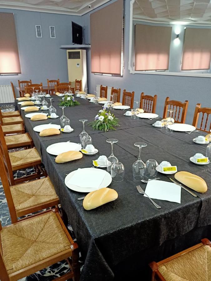 Restaurante & Hostal El Volante Moraleja Eksteriør bilde